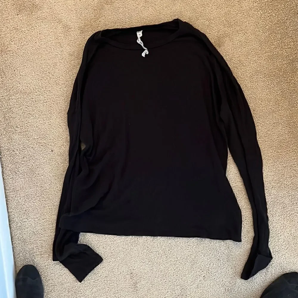Alo Black Long Sleeve XS